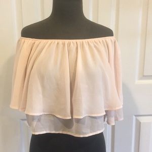 Off shoulder pink crop top